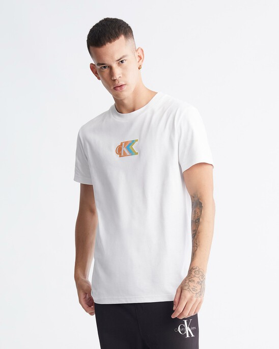 37.5 Unisex Gradient Logo Tee