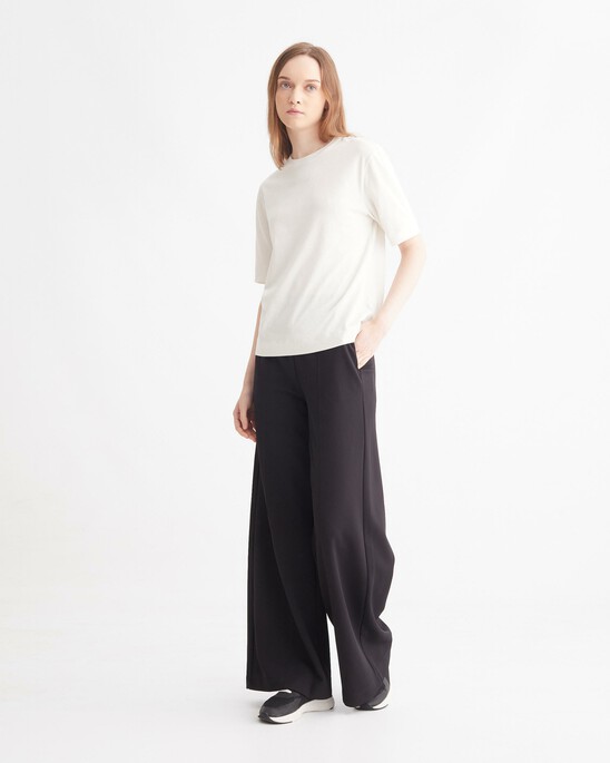 ESSENTIALS RELAXED TEE