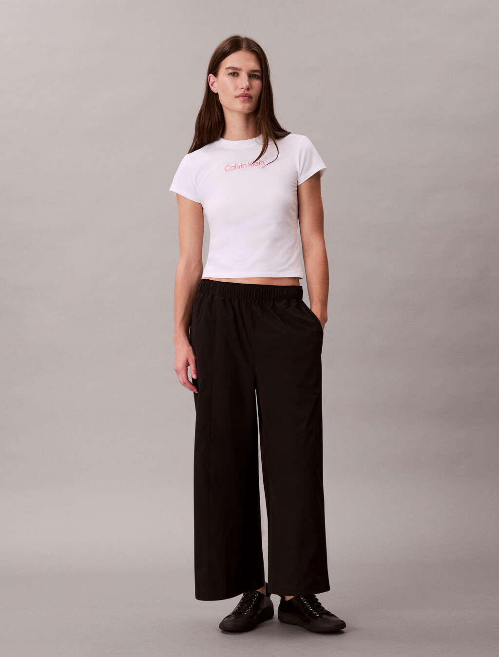 Breathable Quick-Dry Cropped Travel T-shirt, Classic White, hi-res