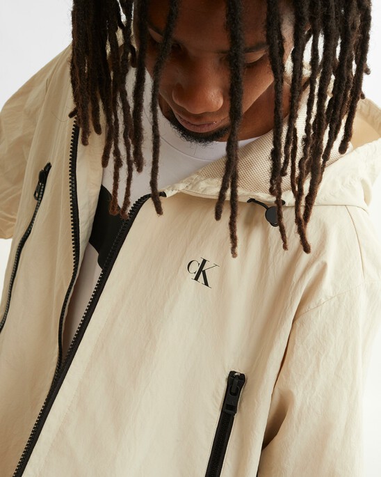 BLACK ARCHIVAL MONOGRAM 風褸