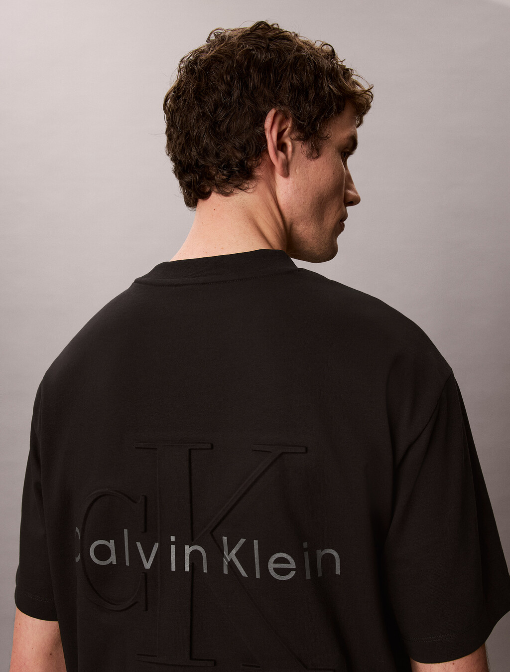 Cooling Relaxed Back Monogram Tee, Black, hi-res