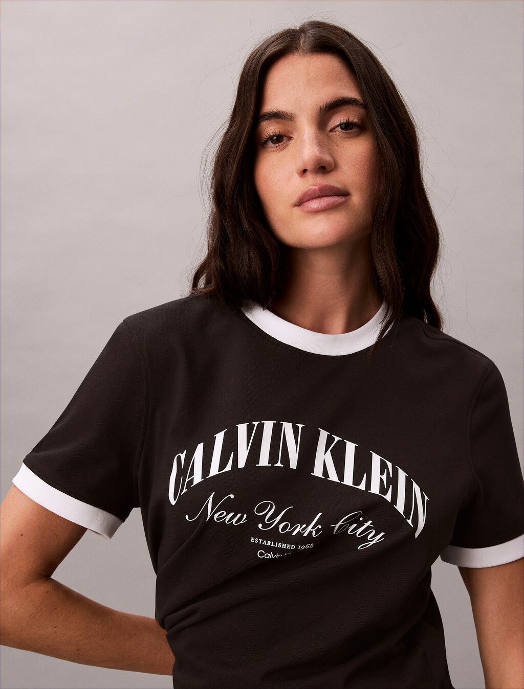 經典標誌寬版滾邊 T 恤, Black, hi-res