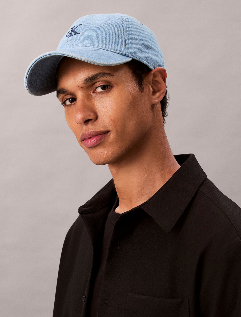 MNGRM EMBRDRY DNM CPVntg Dnm/Bn Wht, Vintage Denim/Bone White Logo, hi-res