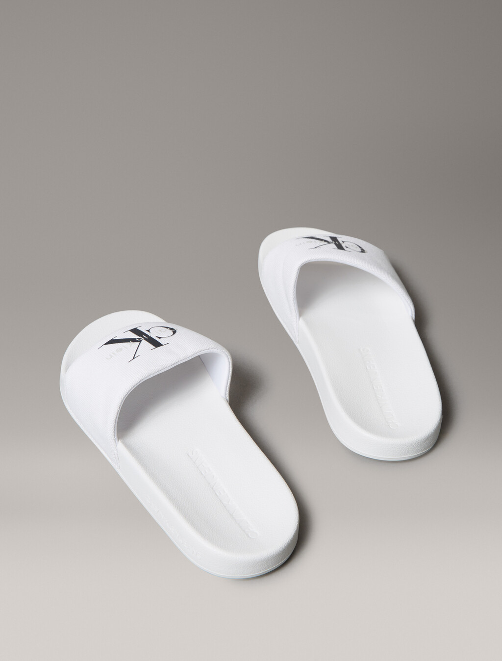 Canvas Logo Sliders, Bright White/Black, hi-res