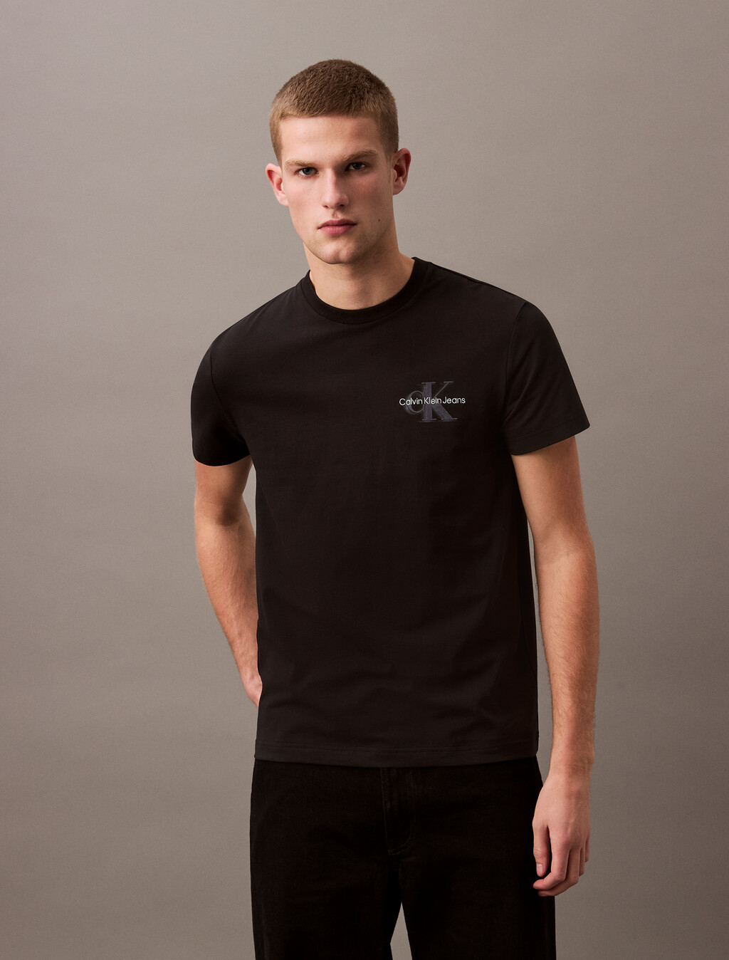 Classic Logo Blur Tee, Black, hi-res