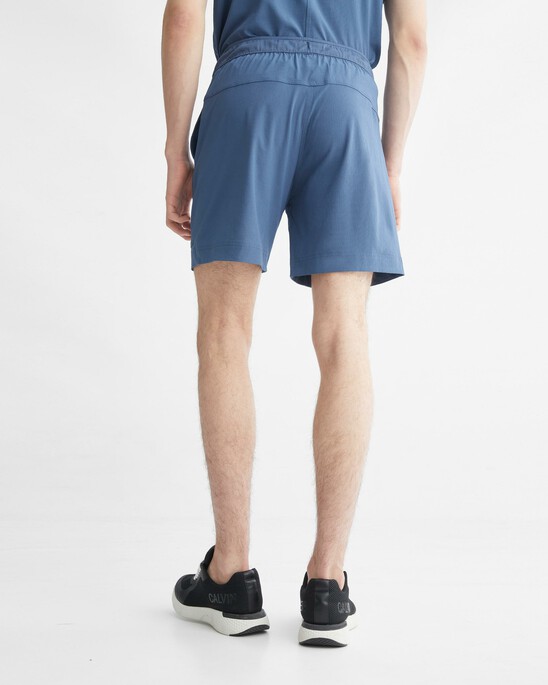 ESSENTIALS WOVEN SHORTS
