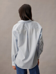 透氣 Monogram 寬鬆襯衫, 19454 CHAMBRAY BLUE/ WHITE/ NIGHT SKY STRIPE+chamb, hi-res