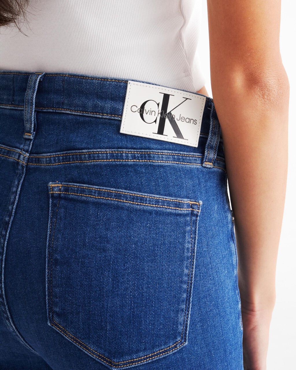 ITALIAN DENIM HIGH RISE FLARE JEANS, Med Blue, hi-res