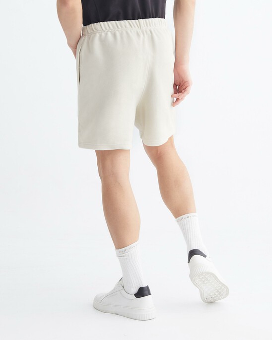 ESSENTIALS UNISEX SWEATSHORTS