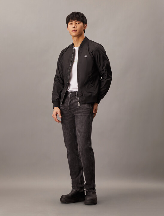 Straight Jeans
