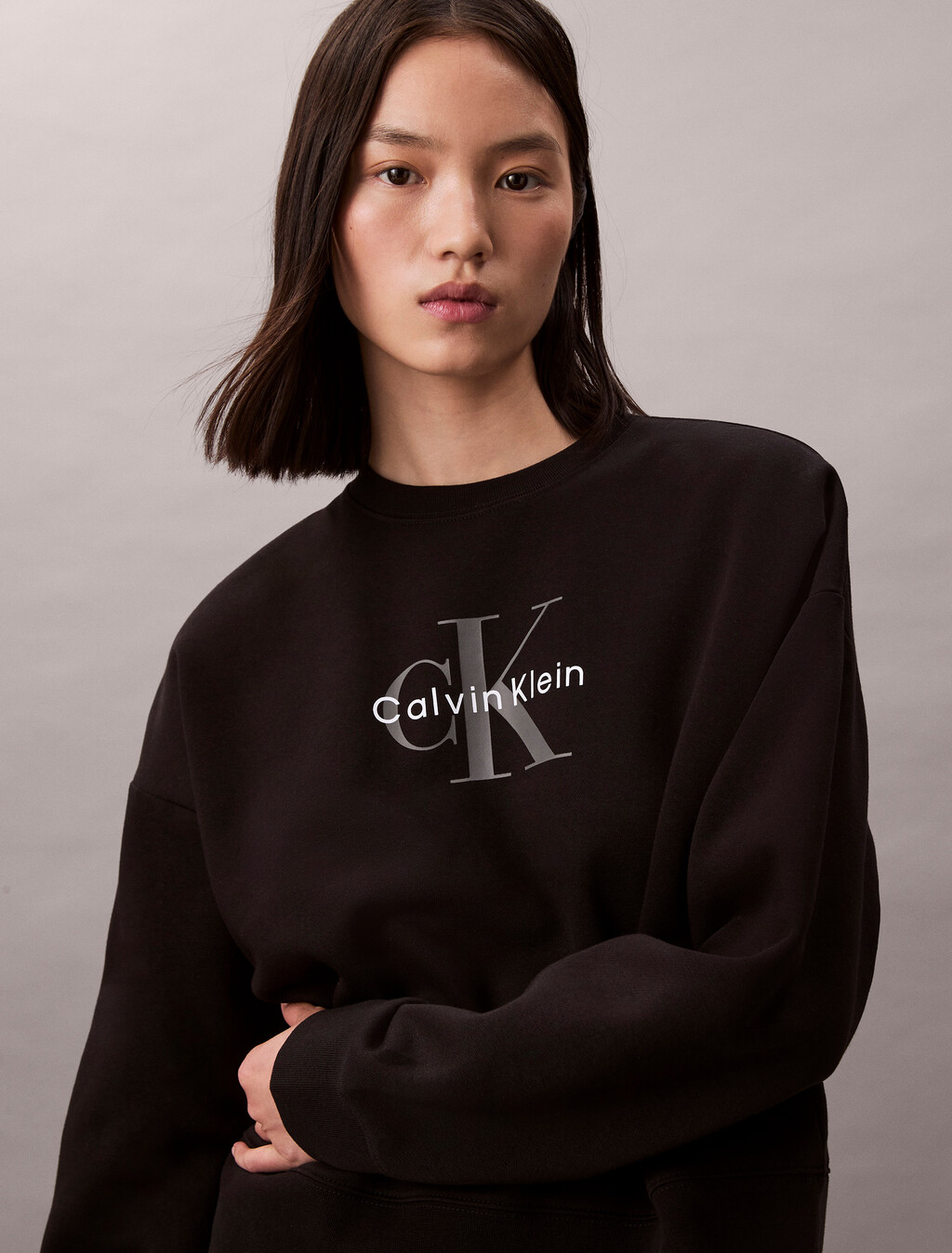 Monogram Relaxed Long Sleeve Sweatshirt, Black, hi-res