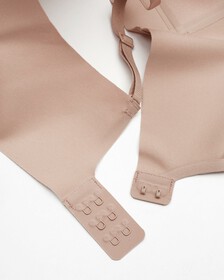 Invisibles 輕盈襯裡三角罩杯內衣, Summer Taupe, hi-res