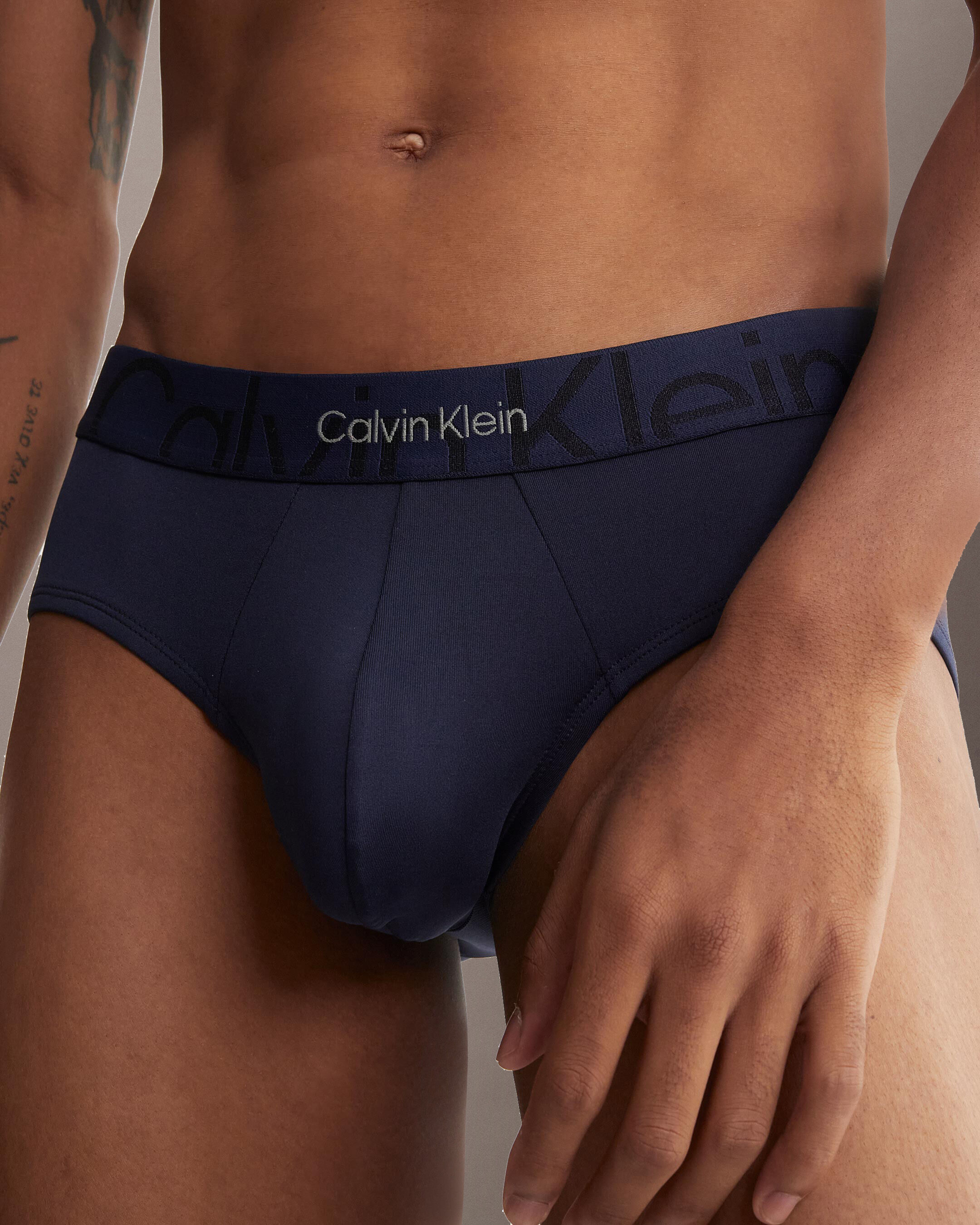 Embossed Icon Microfiber Hipster Briefs blue Calvin Klein Hong
