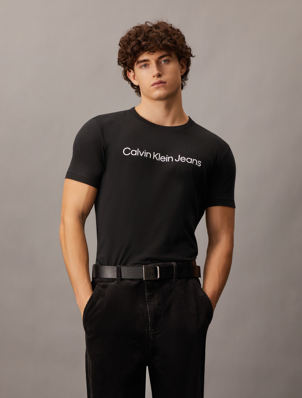 Institutional Logo Slim Short Sleeve Tee, Ck Black, hi-res