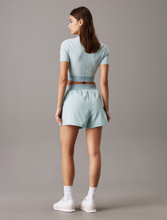 Modern Sport Cropped Tee