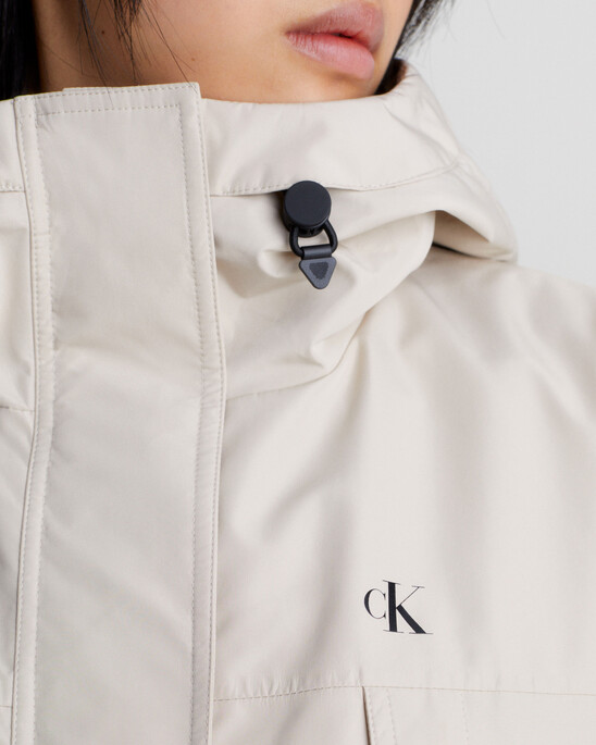 OVERSIZED WATERPROOF JACKET
