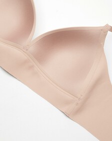 Invisibles 輕盈襯裡三角罩杯內衣, Summer Taupe, hi-res