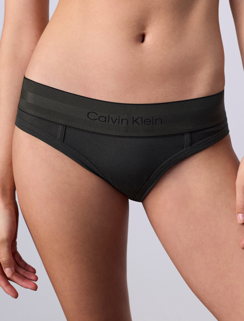 Jung Kook for Calvin Klein 比堅尼內褲, Peat, hi-res