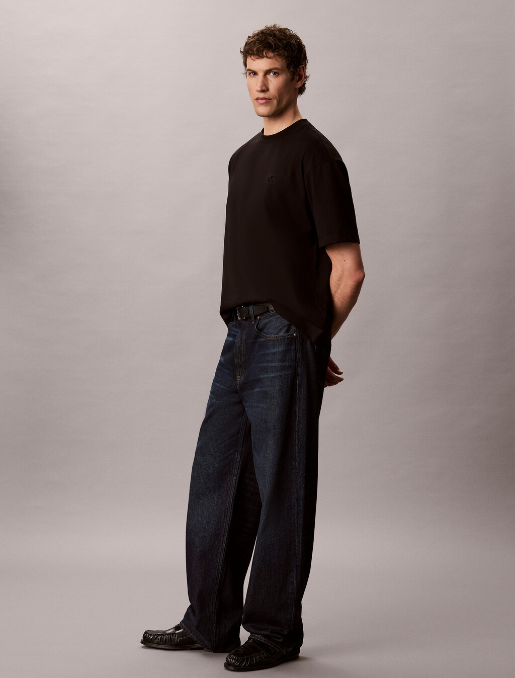 Cooling Relaxed Back Monogram Tee, Black, hi-res