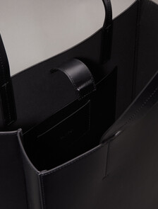 CK 紙袋皮革托特包, Black Beauty, hi-res