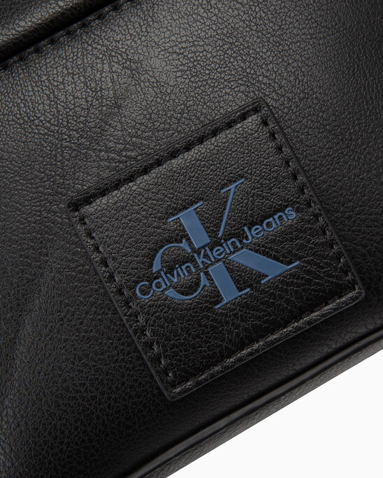 TAGGED WAISTBAG
