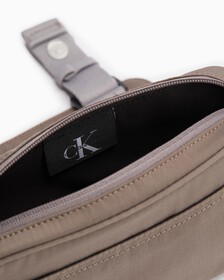 Ultralight 超輕相機包 22公分, KHAKI GREY, hi-res