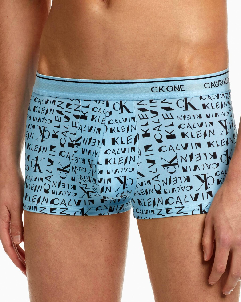 CK ONE PRINT MICRO LOW RISE TRUNKS, 10211 MORPH LOGO PRINT+FOGGY BLUE, hi-res