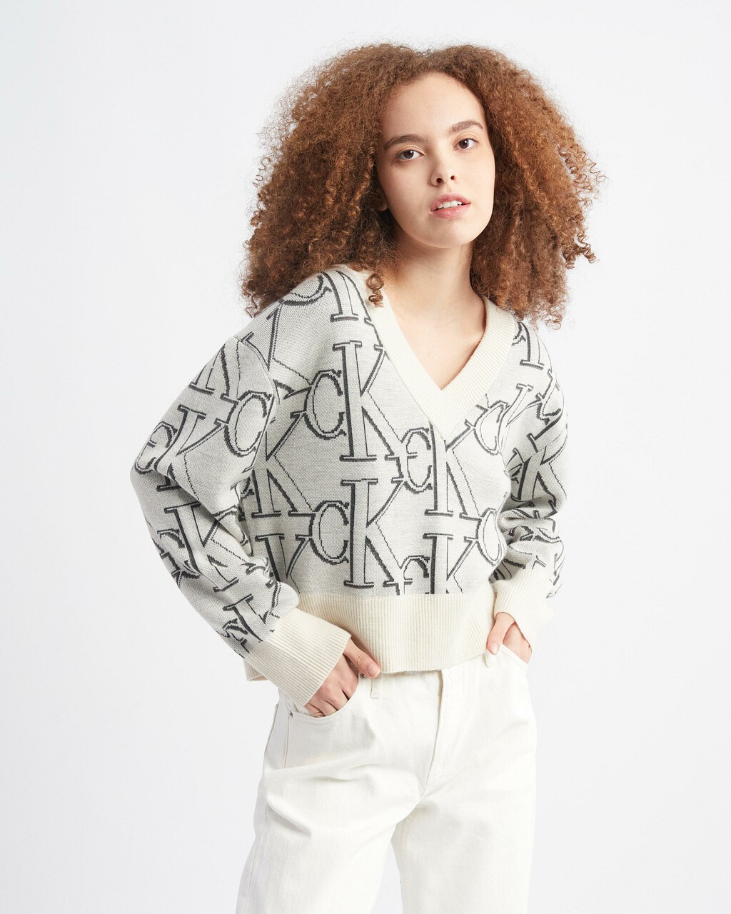 Top 67+ imagen calvin klein all over logo