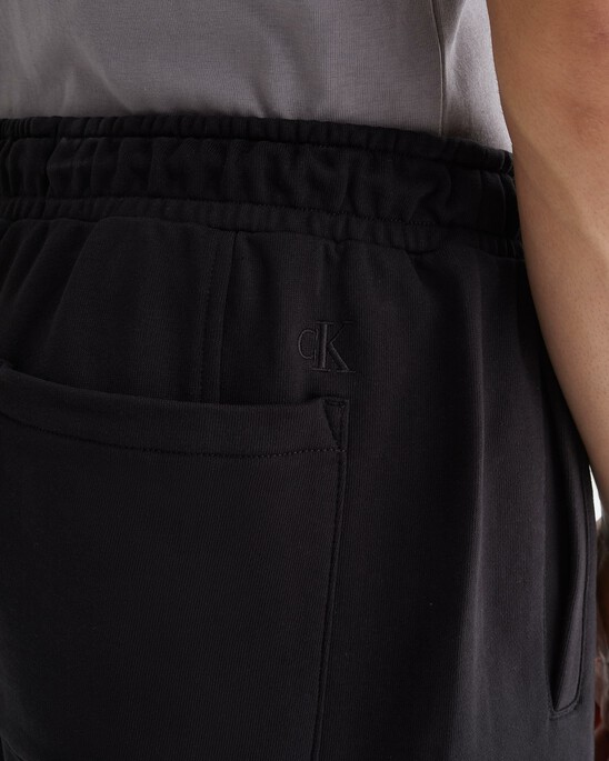 INFINITE COOL SWEAT SHORTS