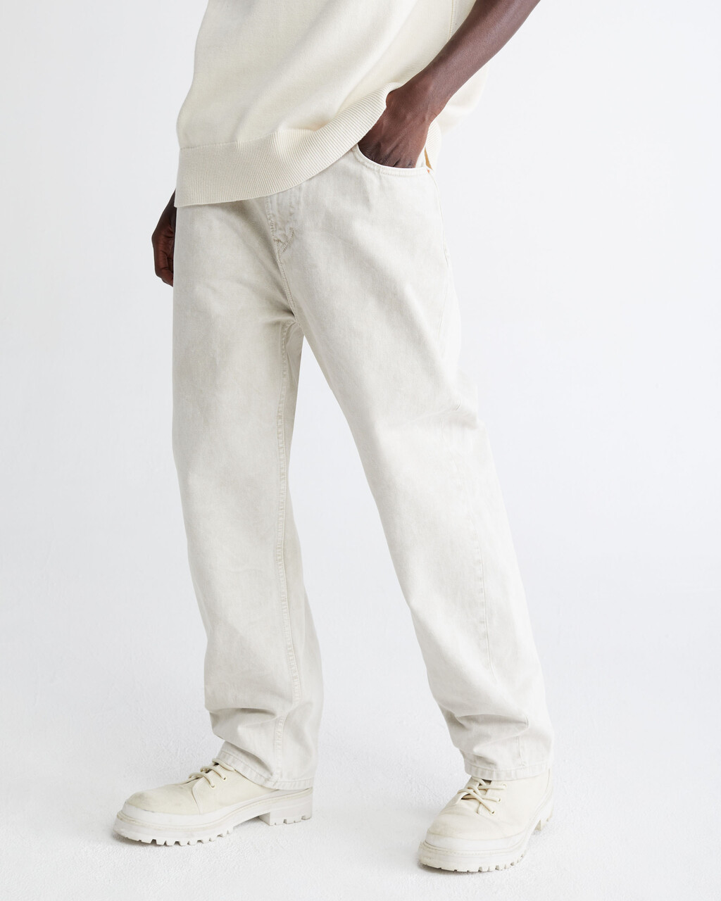 STANDARDS TWIST RELAXED JEANS, MARBLE UNBLEACHED, hi-res