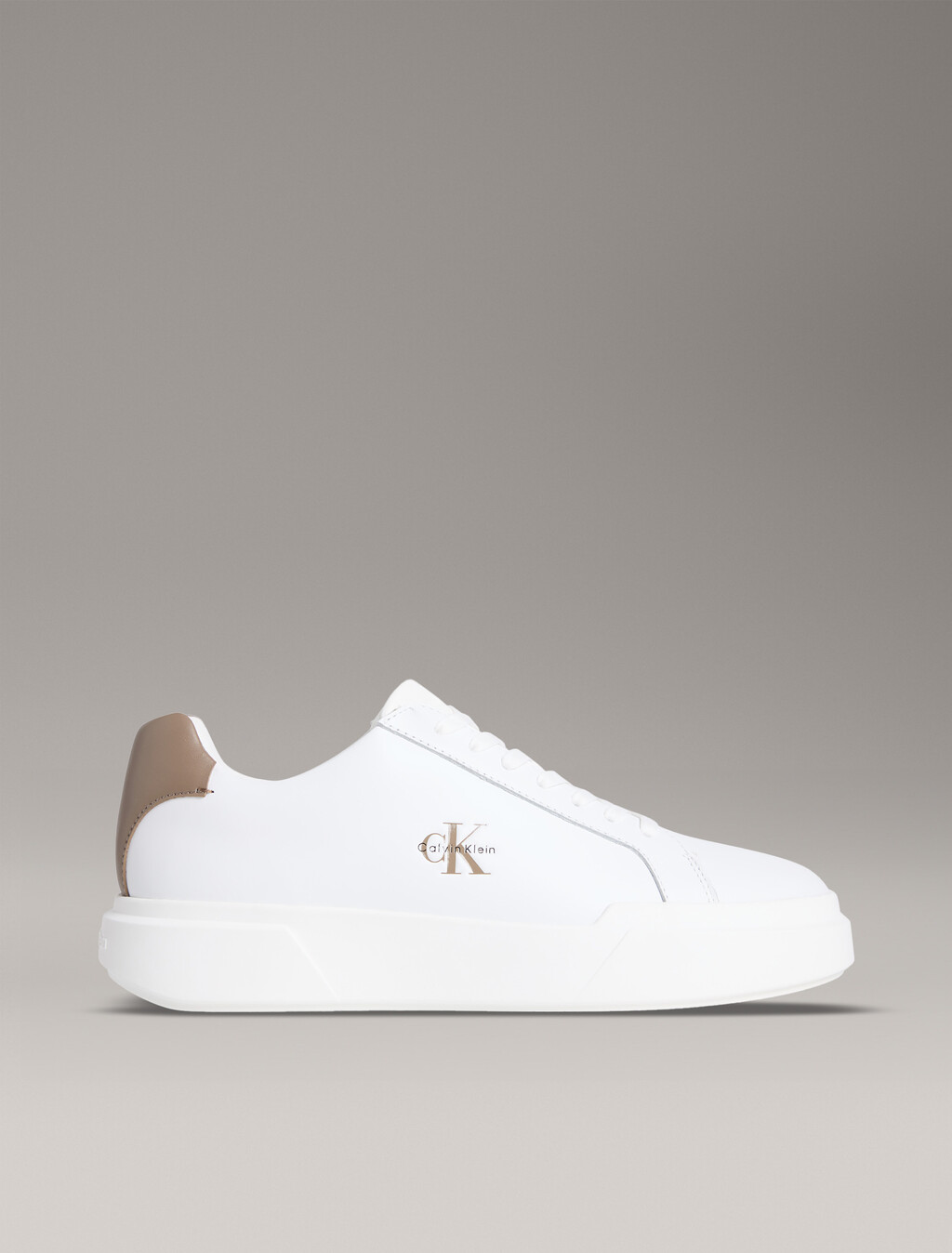 皮革耐用抓地 NYC 運動鞋, Bright White/Desert Taupe, hi-res