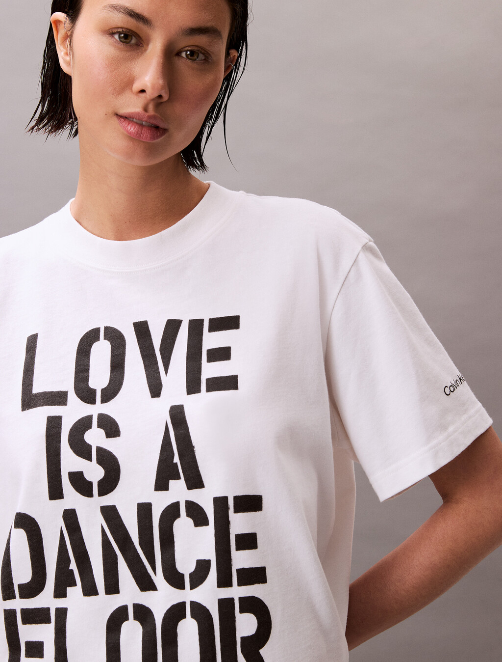 Pride Love Is A Dance Floor 圖案寬版 T 恤, Bright White, hi-res