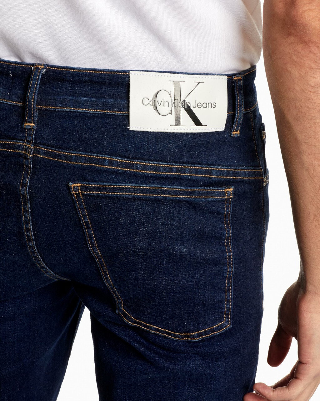 INFINITE FLEX BODY 緊身牛仔褲, Dark Blue Dstr Tonal Logo, hi-res