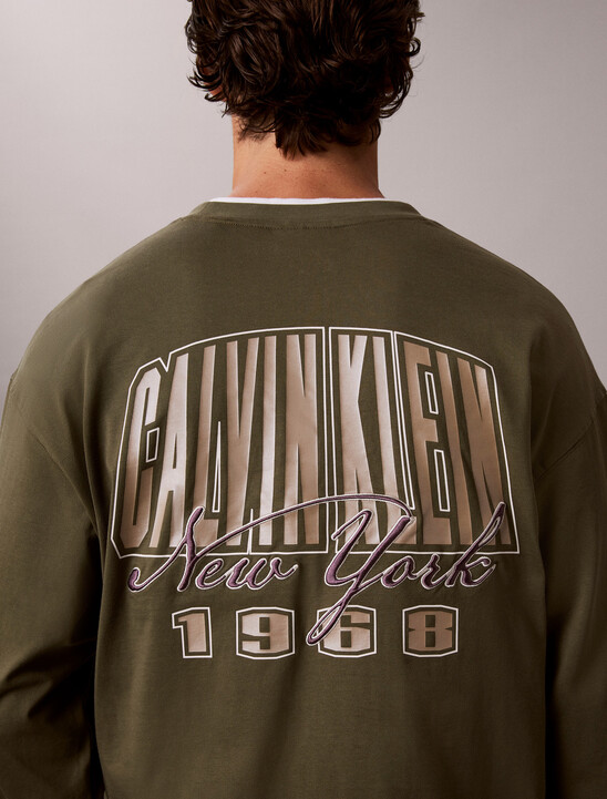 Logo Graphic T-Shirt