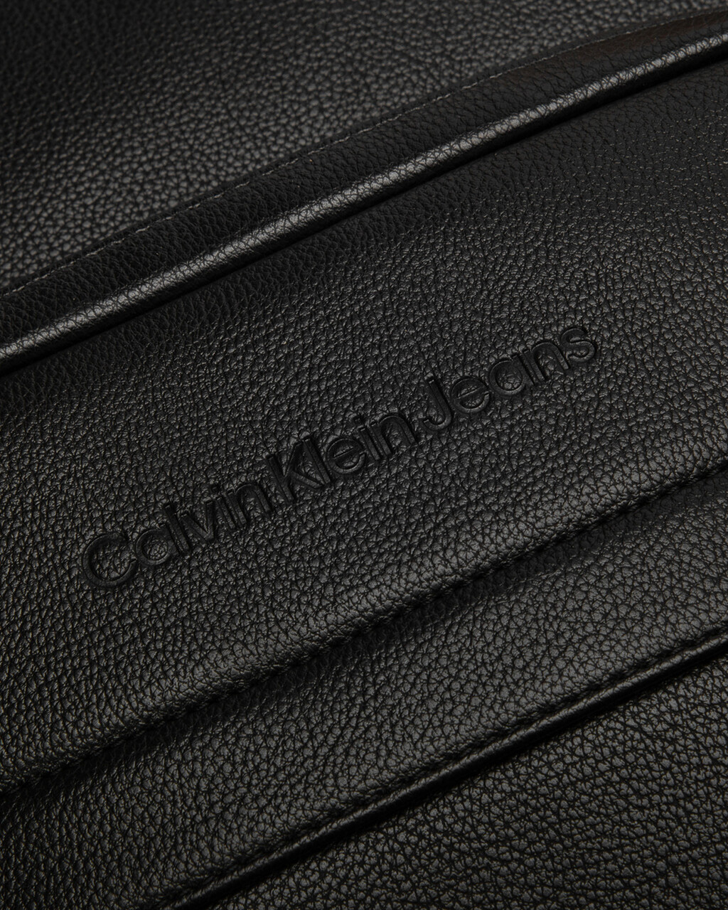 MICRO PEBBLE SLIM SQUARE BACKPACK 43CM, BLACK, hi-res