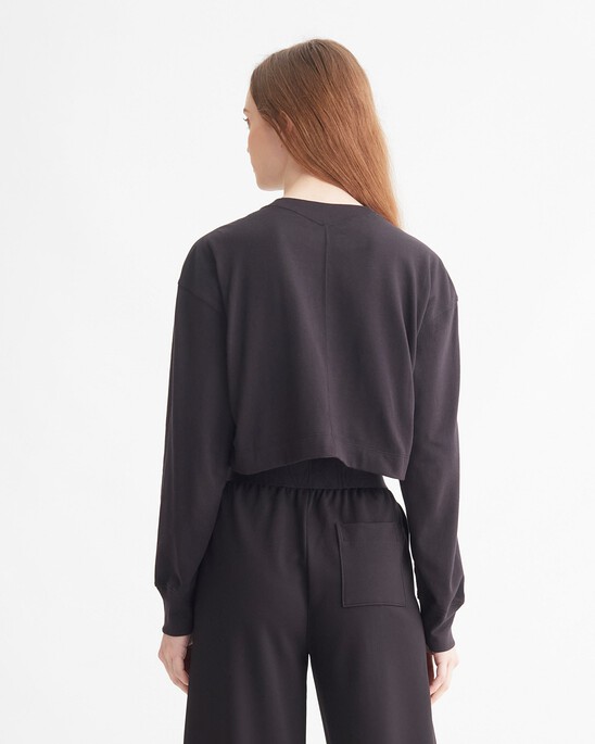 ESSENTIALS CROPPED LONG SLEEVE TEE