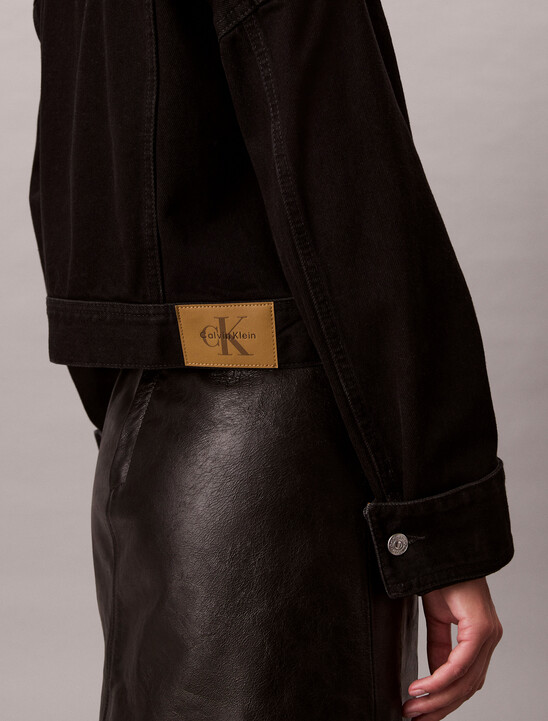 短版拉鍊牛仔外套