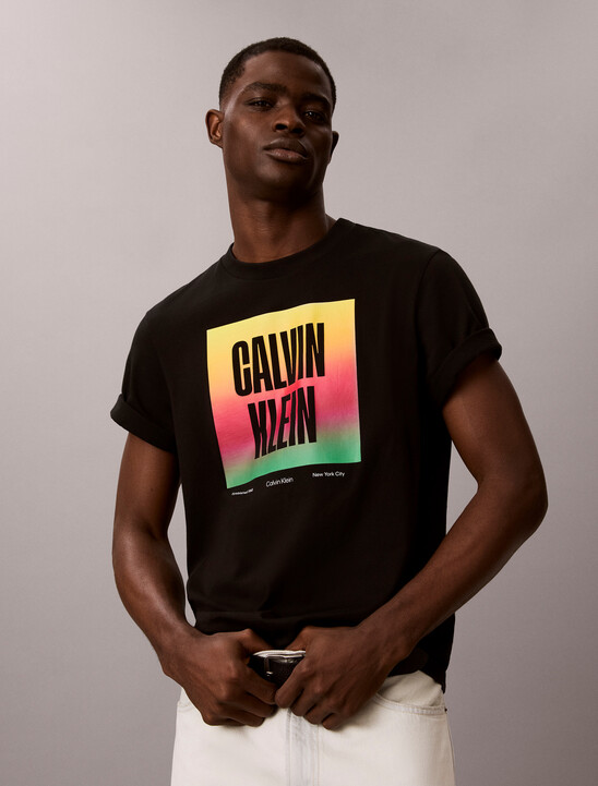 Relaxed Logo T-shirt - Pride