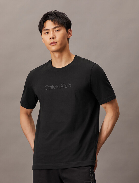 Essential Logo Short Sleeve Tee