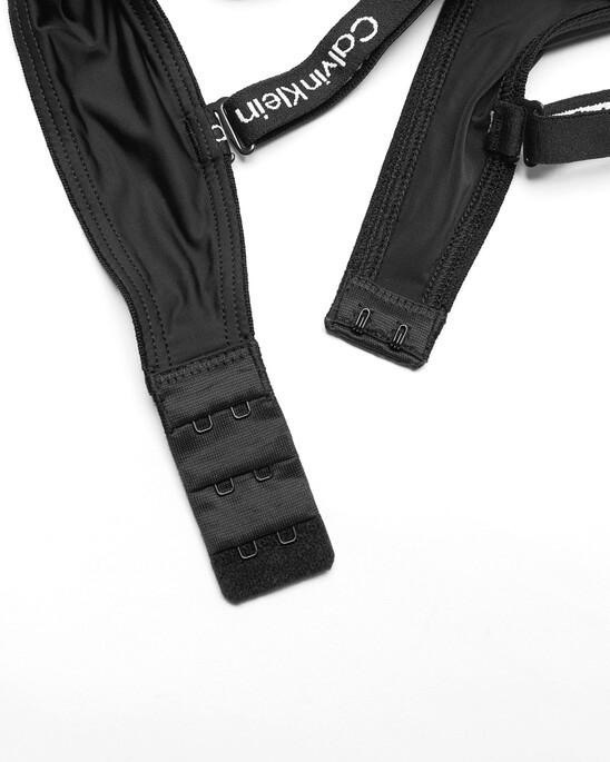 CALVIN KLEIN 1996 低 V 塑形胸圍