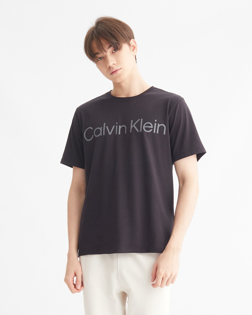 ESSENTIALS LOGO GRAPHIC TEE, BLACK BEAUTY, hi-res