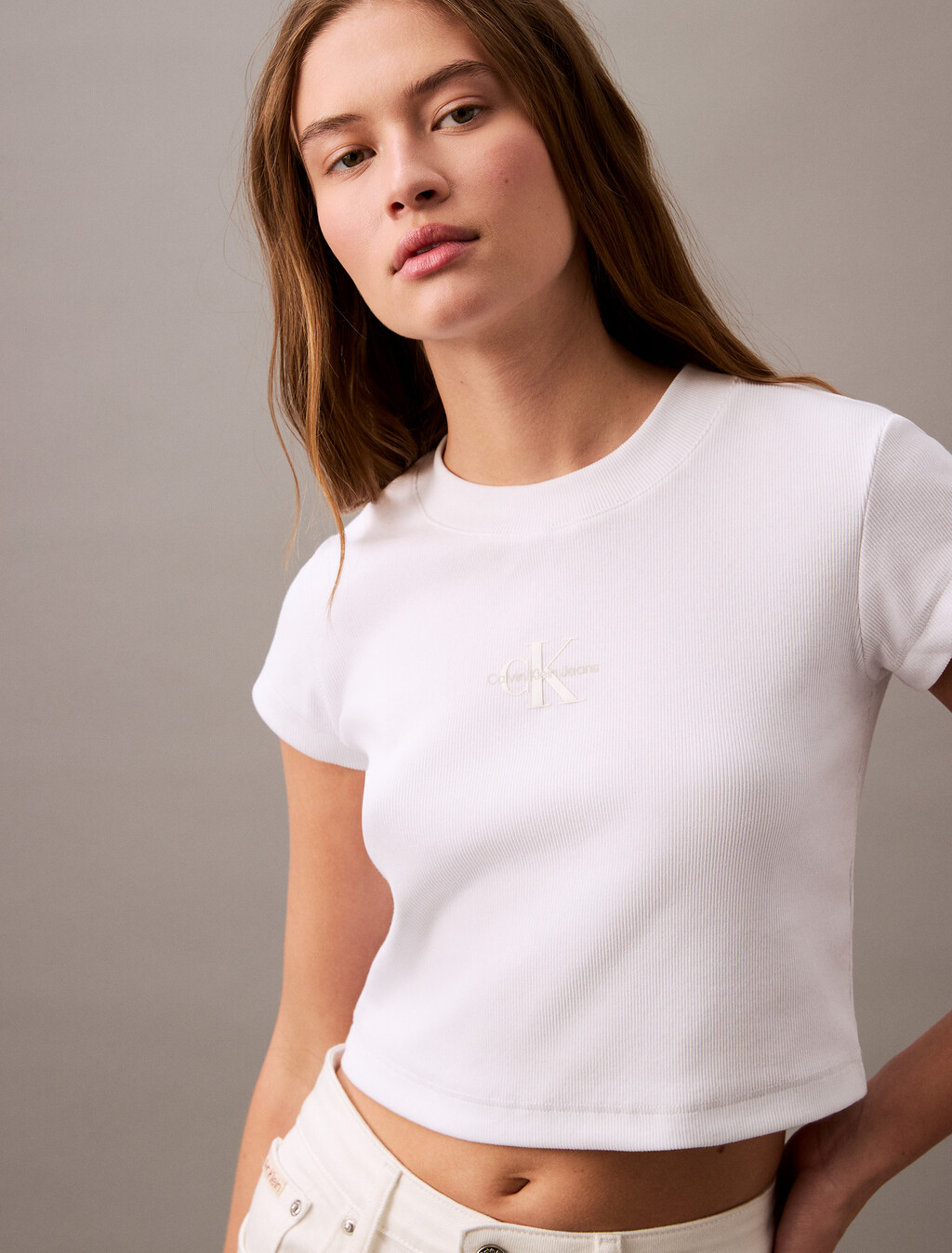 Monogram 標誌修身短版 T 恤, Brilliant White, hi-res