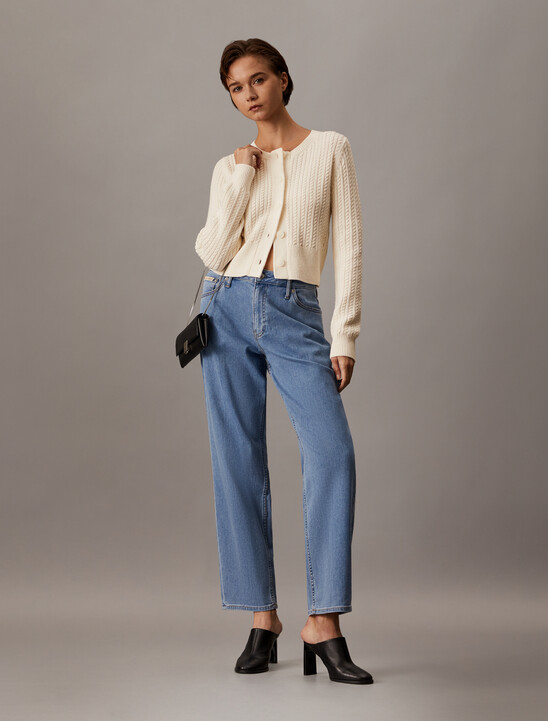 Cropped Cable Knit Cardigan