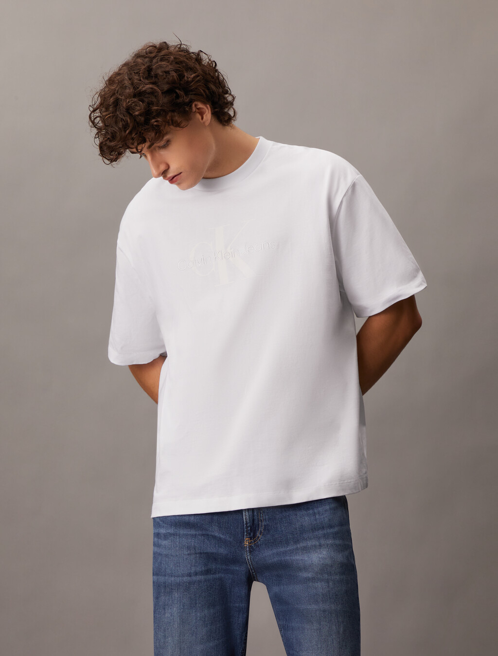 Monogram 標準版型 T 裇, Brilliant White, hi-res