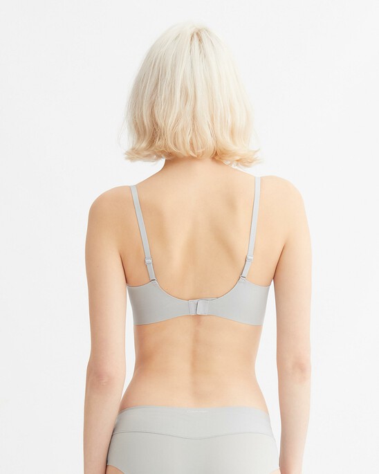 INVISIBLES LIGHTLY LINED TRIANGLE BRA