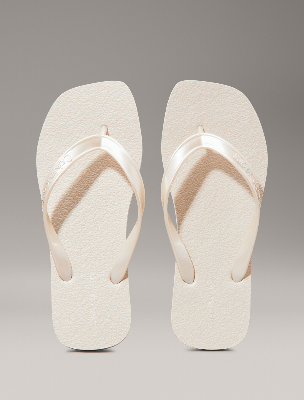 THONG+ TPU METALLIC, Eggshell/Bright White, hi-res