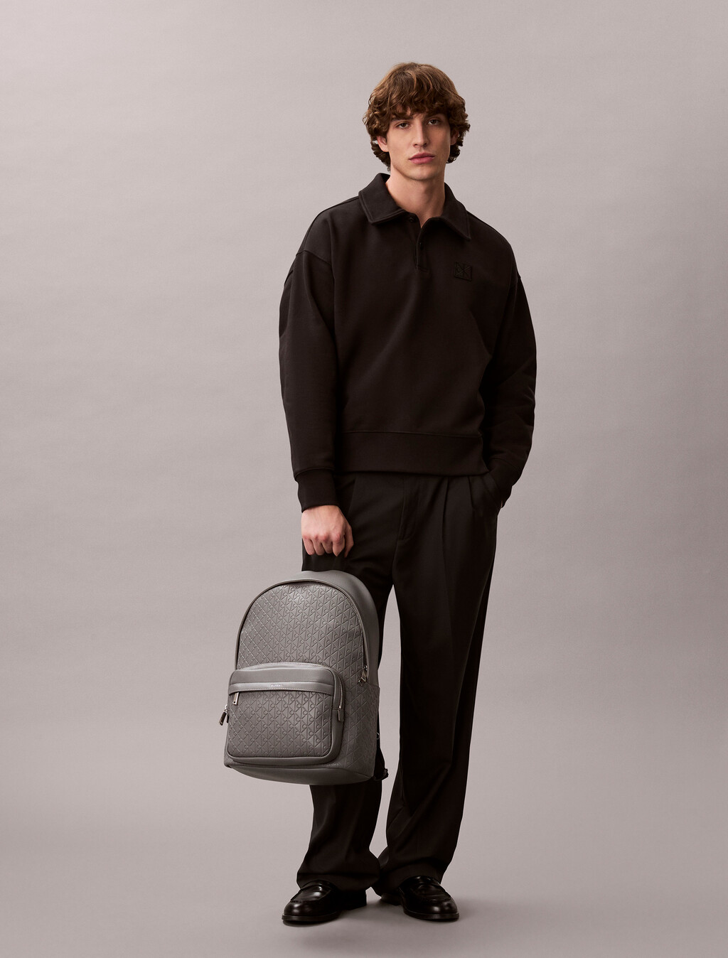 綴滿壓紋 Monogram 背囊, Charcoal Gray, hi-res