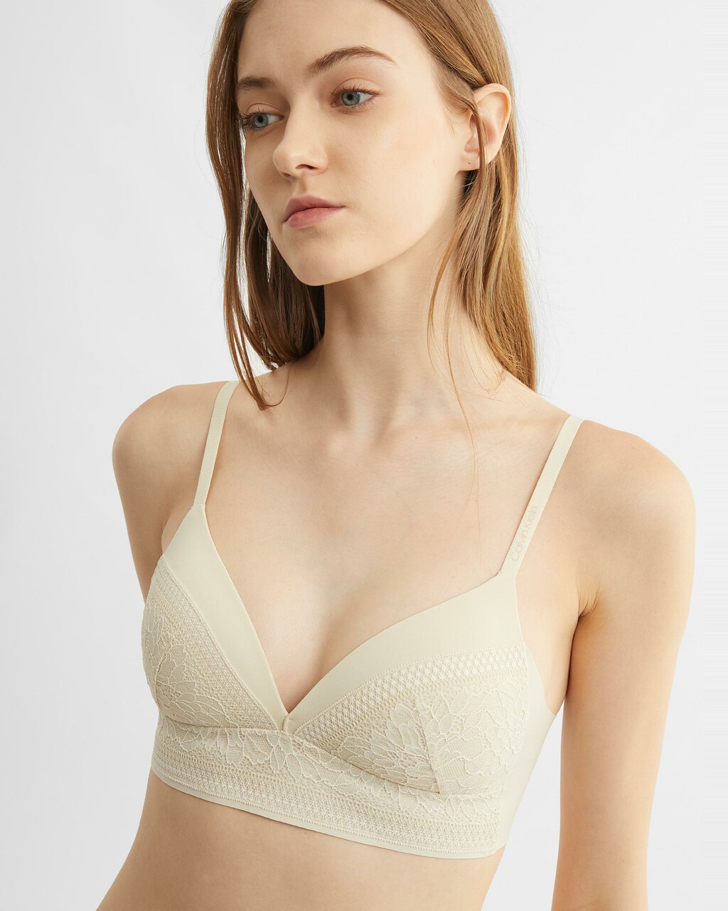 Invisibles Lace Lightly Lined Triangle Bra, Desert Sand Dune, hi-res