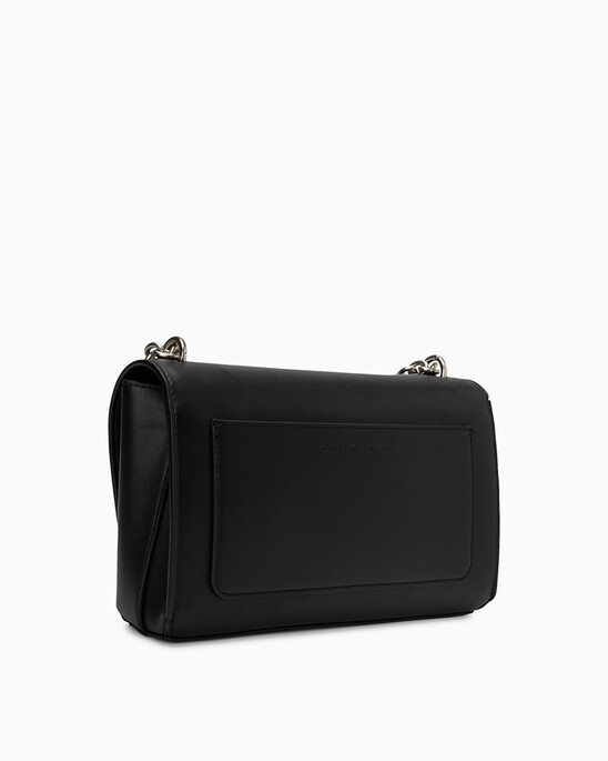 SCULPTED FLAP BAG WITH CHAIN