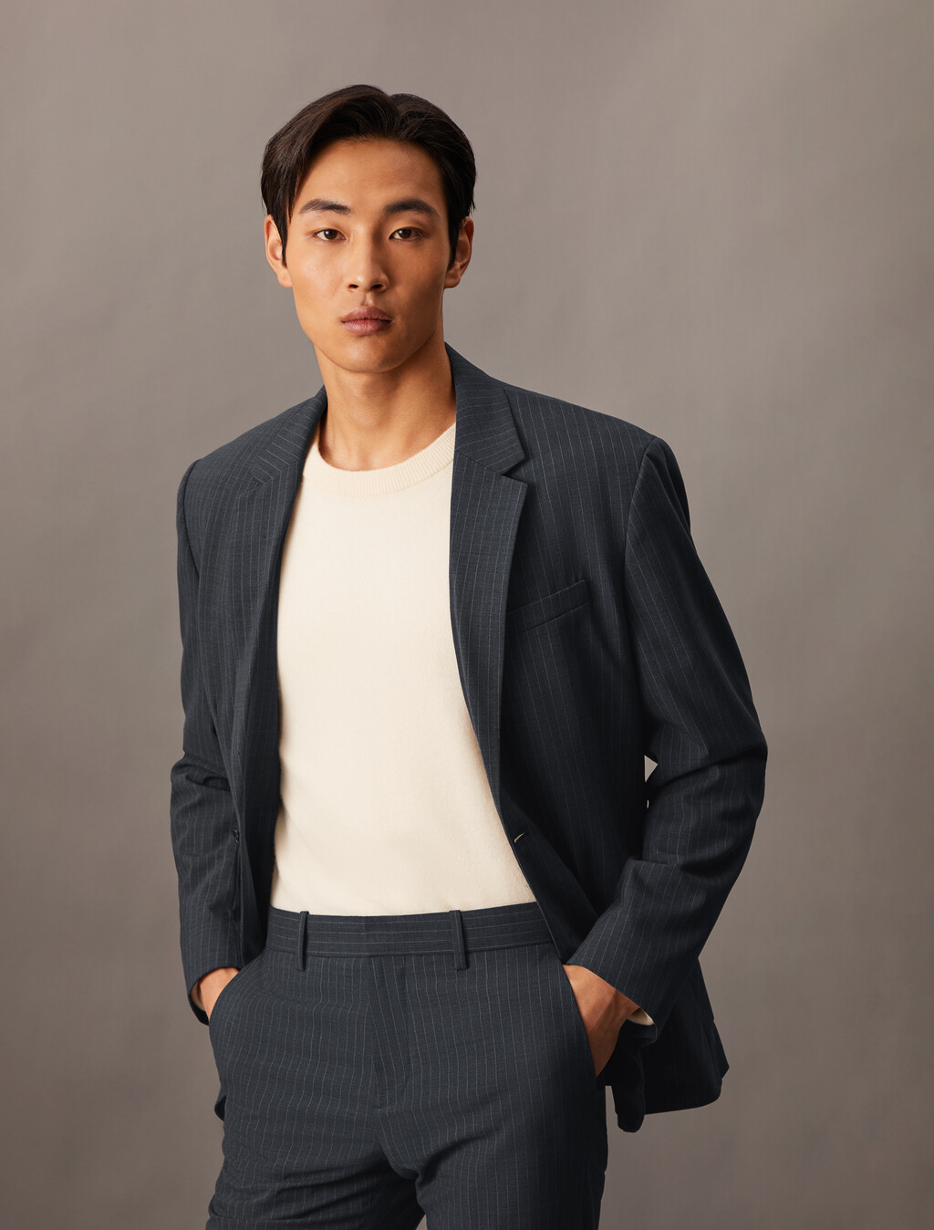 Refined Wool Blend Pinstripe Slim Blazer, Charcoal Heather, hi-res